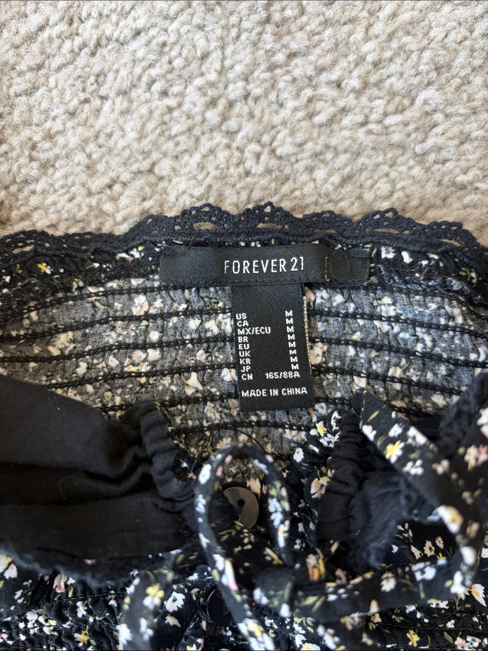 Forever 21 Black Floral Lace-Trim Smocked Crop Top - Picture 2 of 5